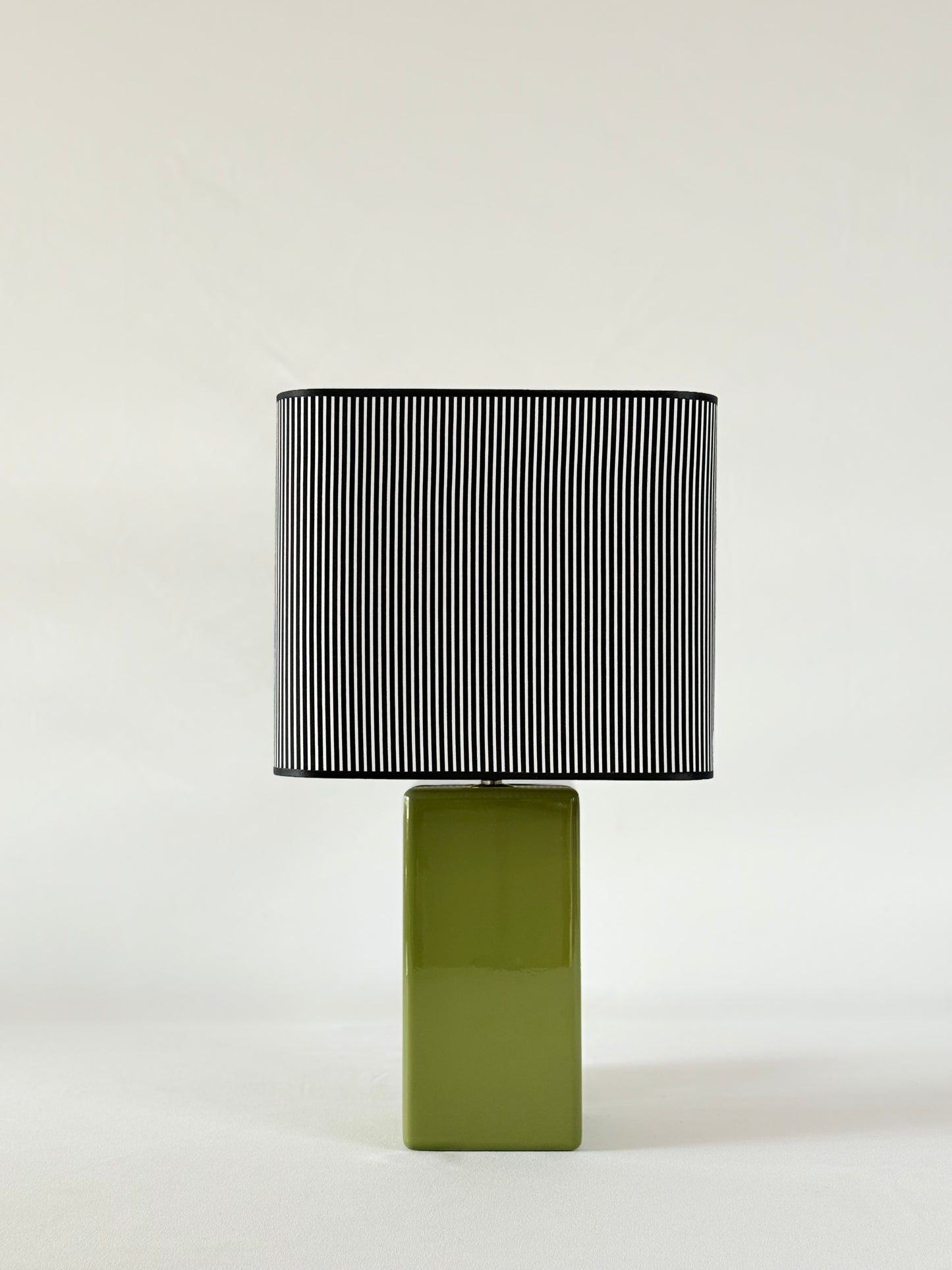 MELLOW Grande lampe kaki