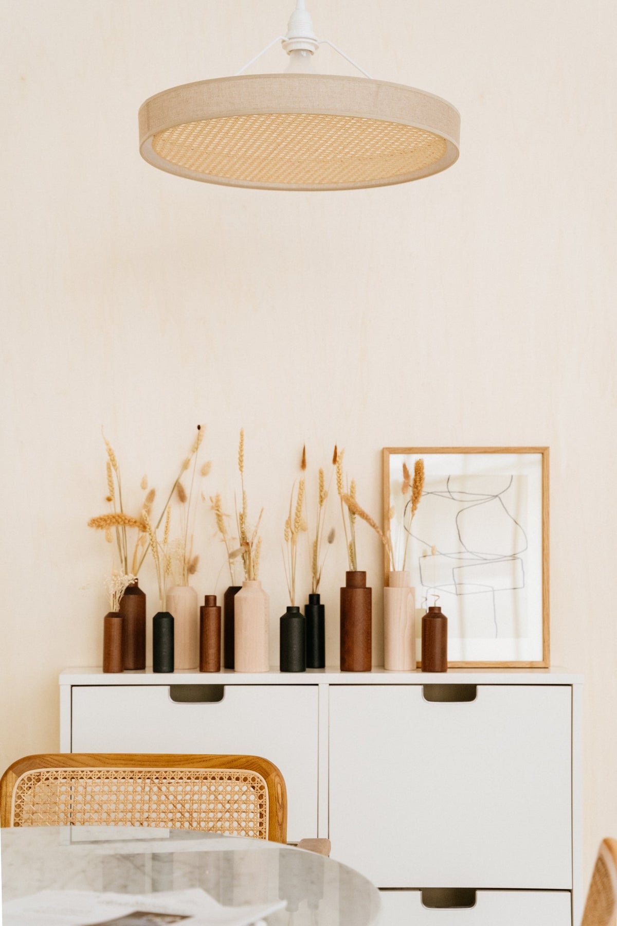 Suspension ECLIPSE en cannage / petite format beige