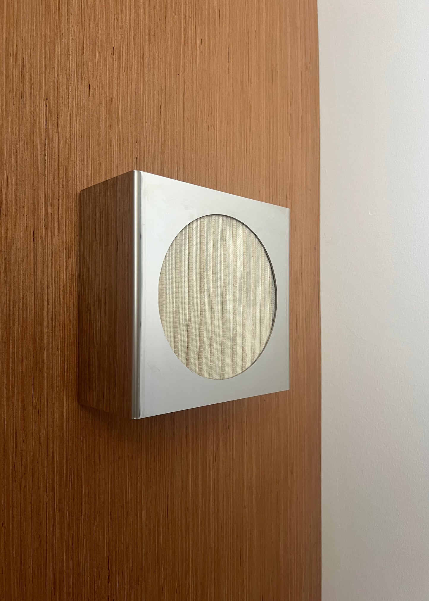 Lampe applique NICOLE ronde motifs rayé blanc