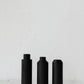Trio de vases teintés noir